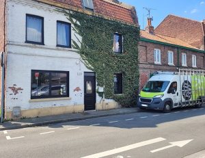 Pose d’une porte d’entrée Spencer 1 de chez Euradif