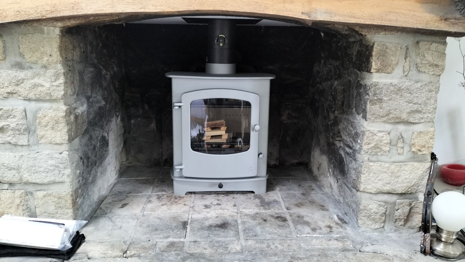 Tuyau Coudé à 90° - Tuyau Flexible Pour Poêle à Bois - En Acier Inoxydable - Résistant à La Chaleur - 100 Mm